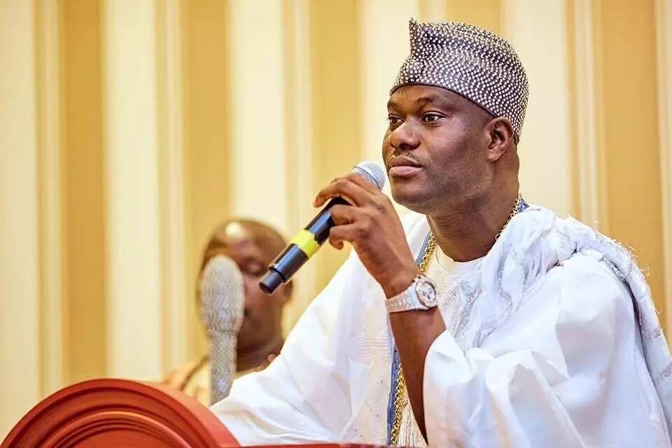 Samun danyen mai ne babban bala'in da ya afkawa Najeriya - inji Sarkin Ife Samun danyen mai ne babban bala'in da ya afkawa Najeriya - inji Sarkin Ife