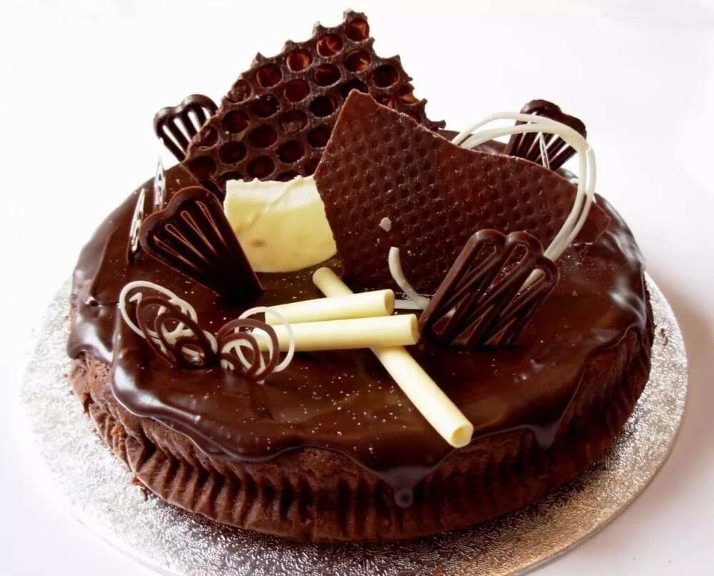 Chocolate Lover Cake | Cake in Gurugram online | Bakehoney