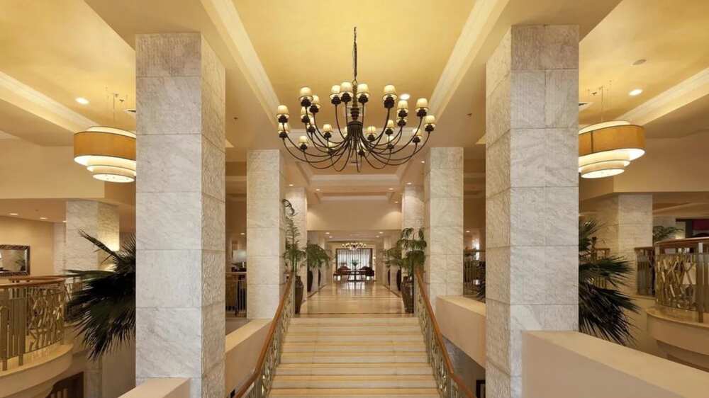 Federal Palace Hotel interior
