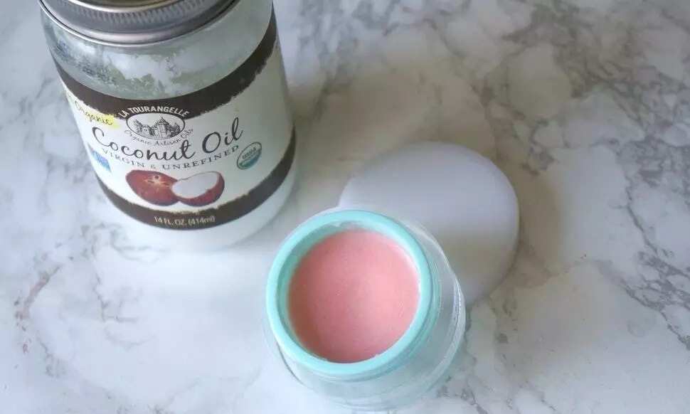 coconut oil lip balm