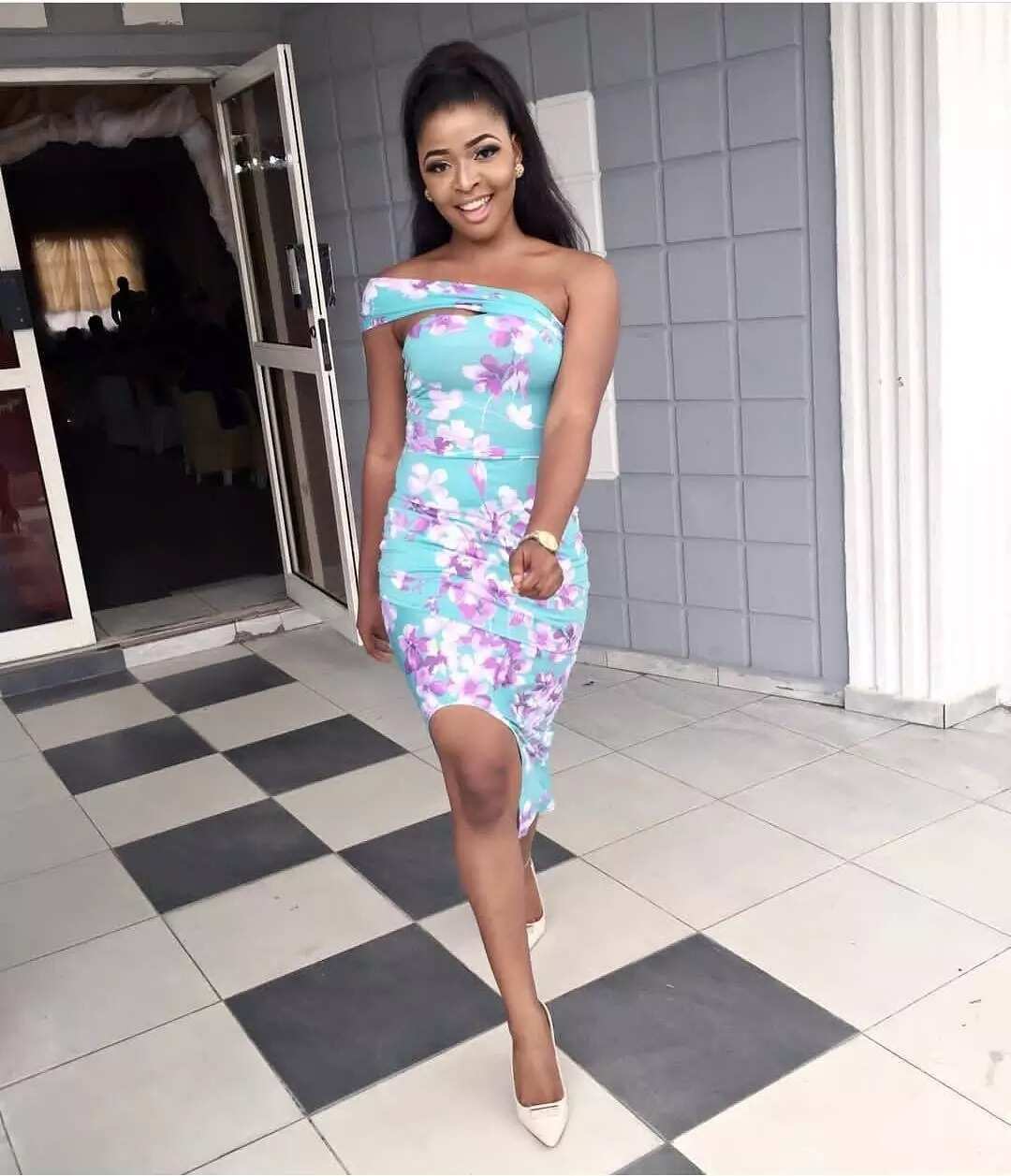 latest short gowns