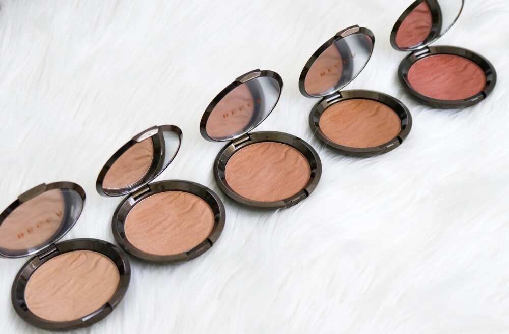 How to choose perfect bronzer?