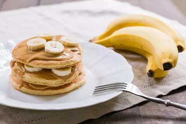 How to make pancakes without flour