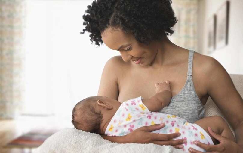 Breastfeeding while pregnant side effects