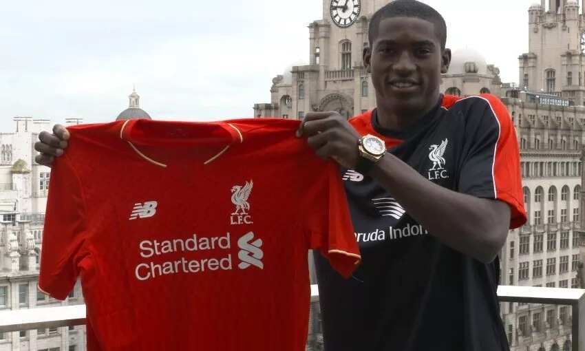 Nigerian striker joins Belgian giants from Liverpool on season long loan